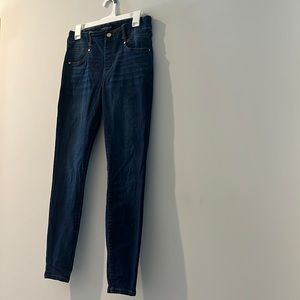 The ankle skinny dark denim by Liverpool